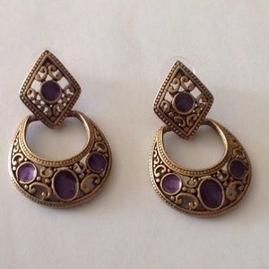ANTIQUE LOOK VINTAGE EARRINGS BRASS PURPLE